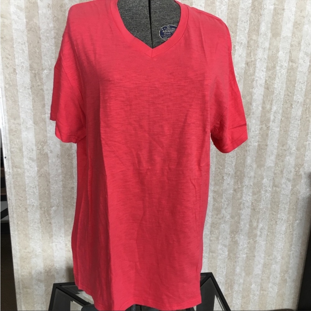 Men’s Foot Locker V-Neck Tee‎